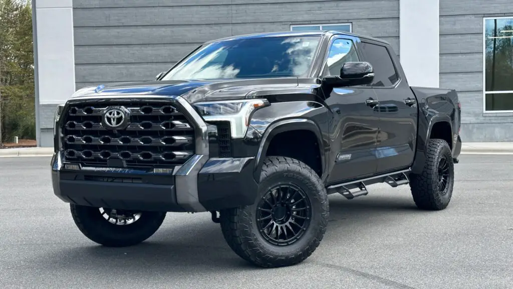 2023 Toyota Tundra Lifted